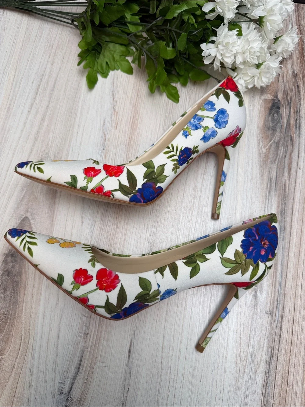 NINE WEST Fresh Floral Pumps Size 7.5